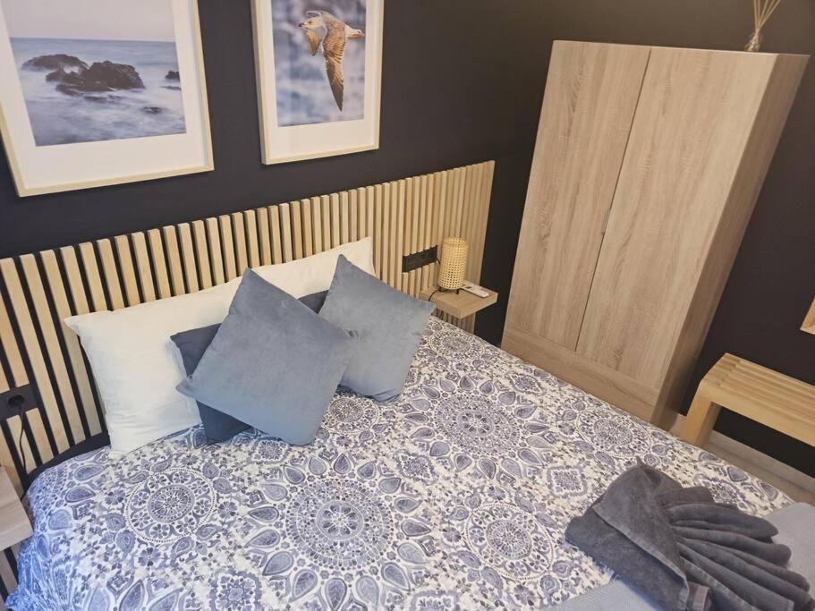 Symphony Sunrise, With Stunning Sea Views And Short Walk To The By Namaste Elite Appartamento Torremolinos