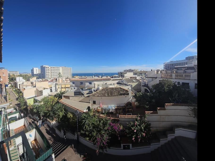 Appartamento Symphony Sunrise, With Stunning Sea Views And Short Walk To The By Namaste Elite Torremolinos